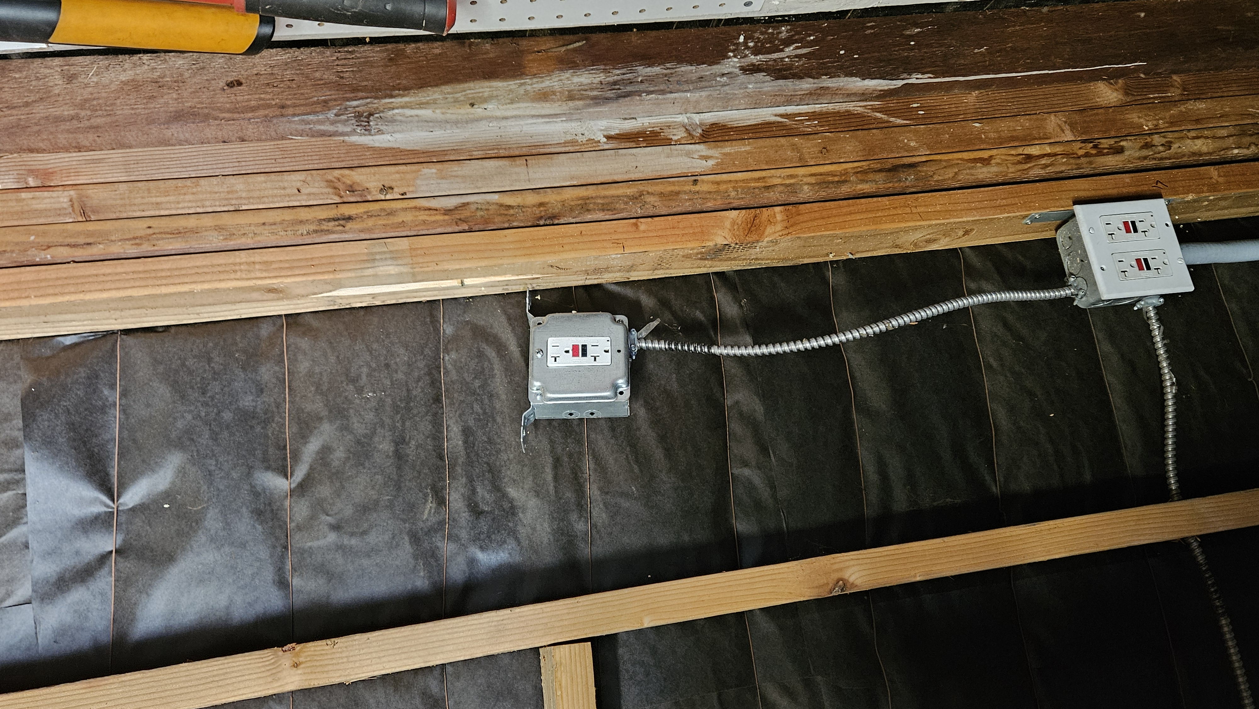 Unsured Box and Plug