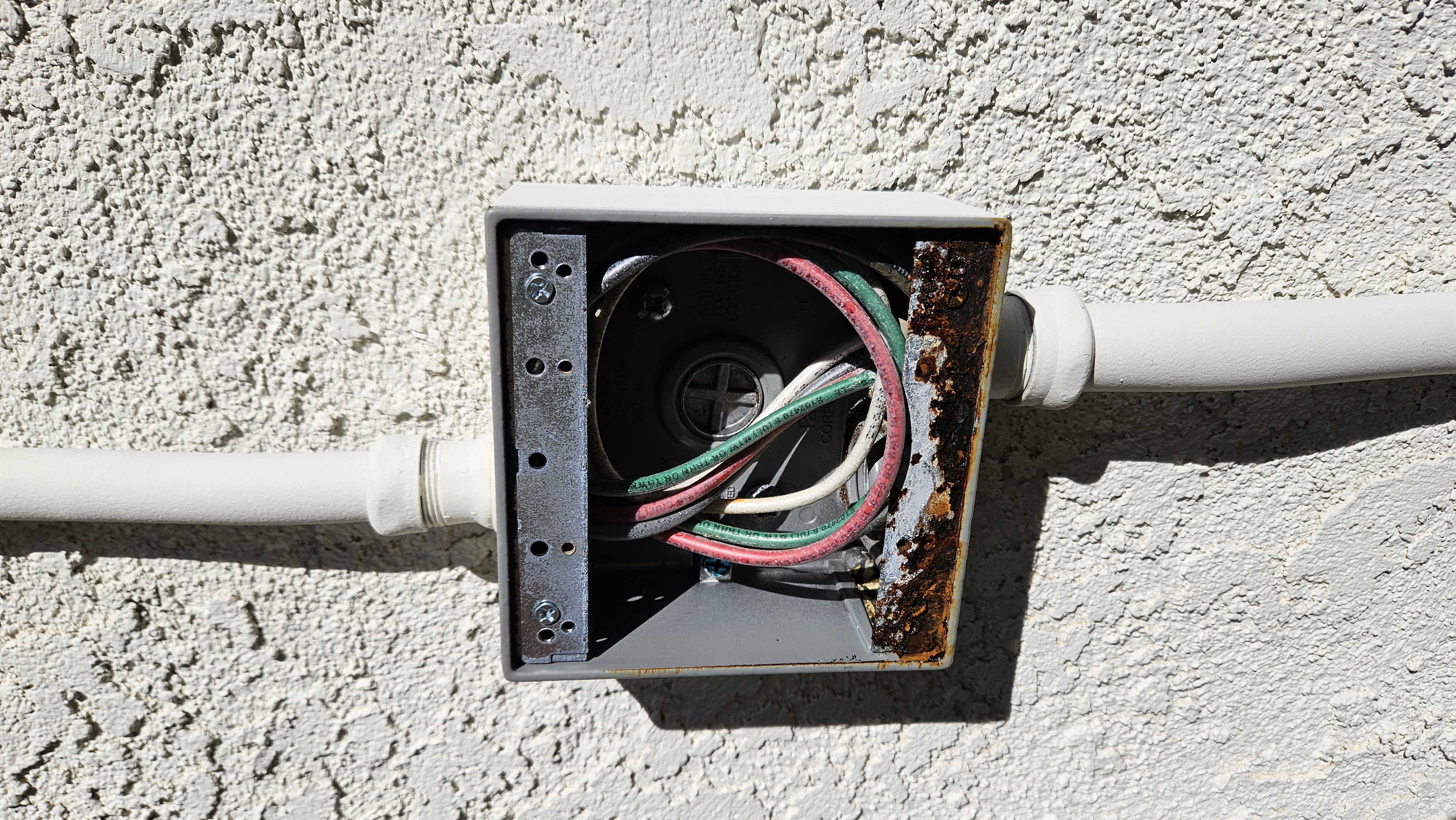 Wrong Connectors Caused Water Damage